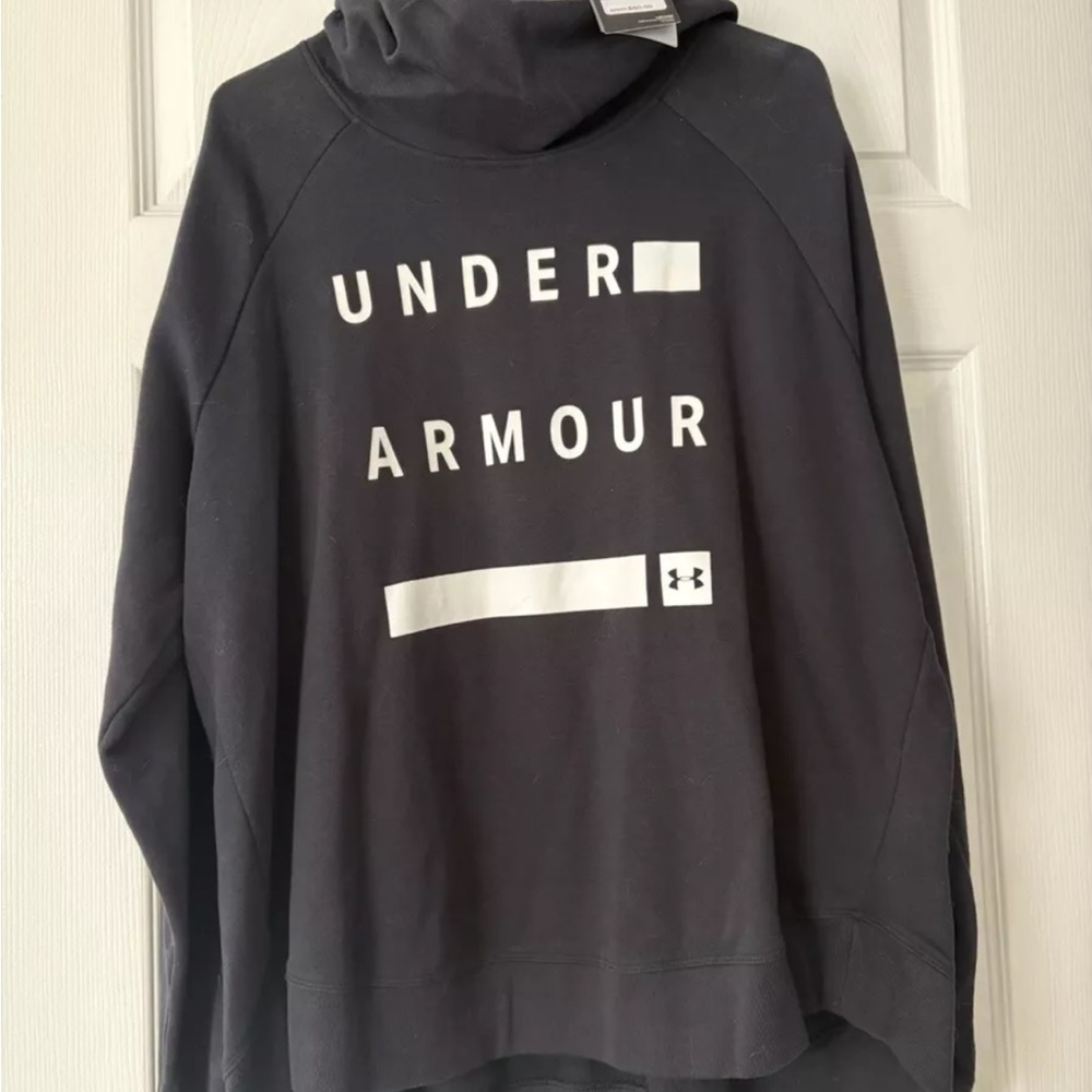 Under Armour Womens Black Turtleneck Sweater Soft and Stylish